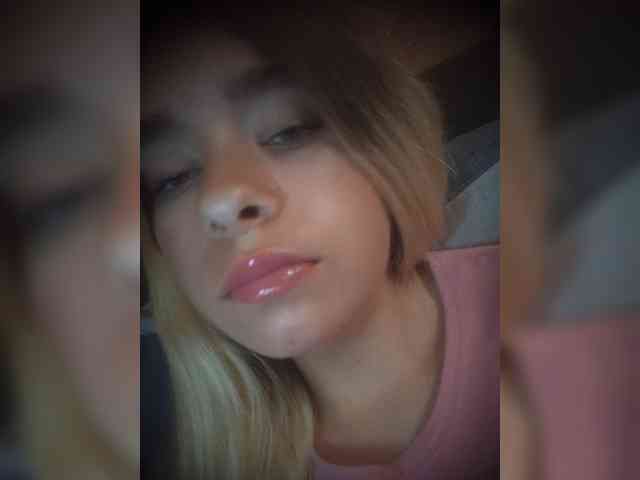 Mamamsi4 Sex Cam Show