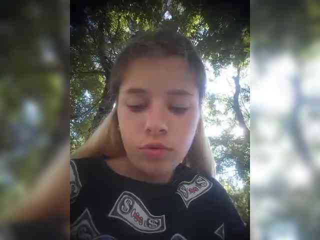 Mamamsi5 webcam