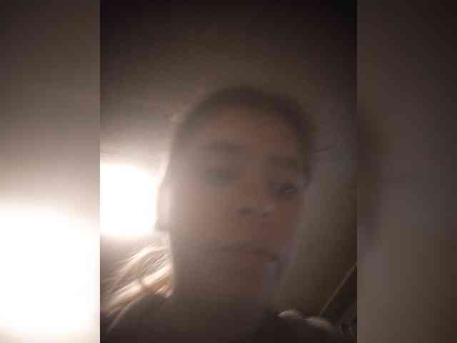 Mamamsi5 webcam