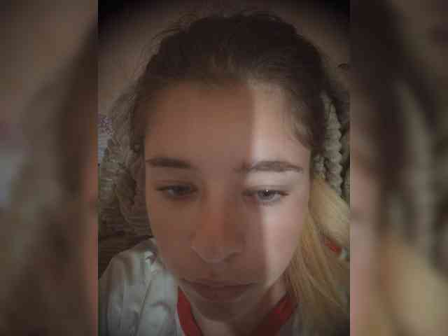 Mamamsi5 webcam