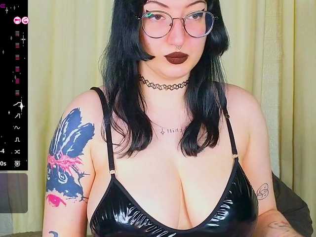 dariodolll preview