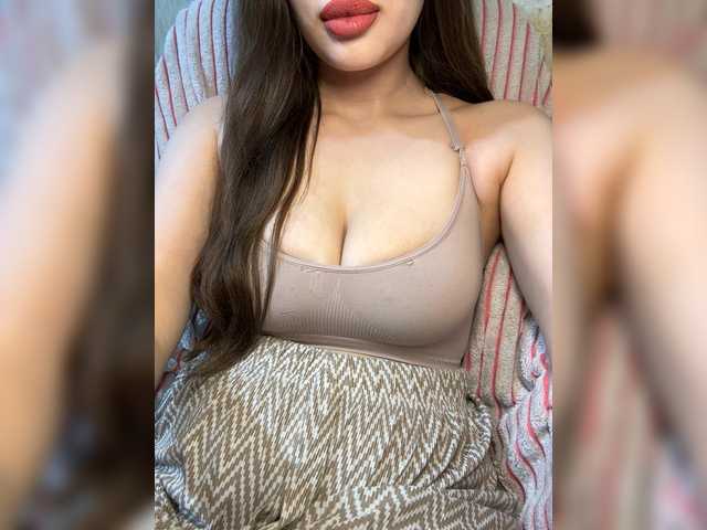 Alifiya28 live webcam show