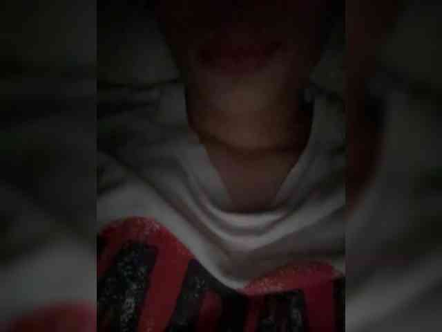 Alifiya28 webcam