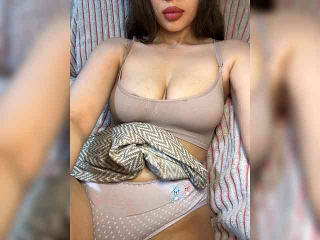 Alifiya28 Sex Cam Show