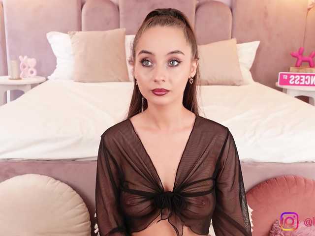 LilaVoxx live cam on BongaCams