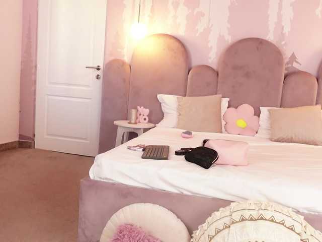 LilaVoxx live webcam show