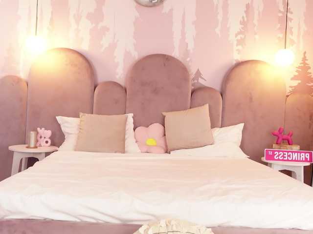 LilaVoxx live webcam show