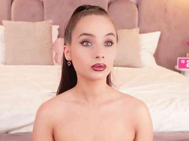 LilaVoxx Live Webcam on BongaCams