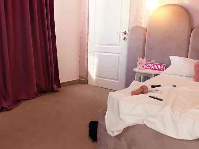 LilaVoxx webcam