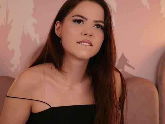 LilaVoxx webcam