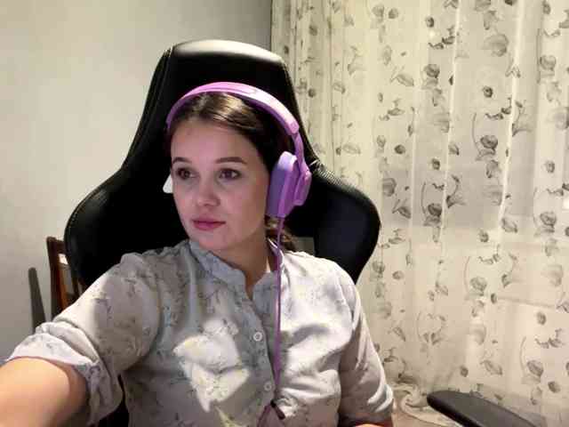 ElaSteinmiller webcam
