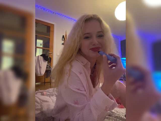hellokitty23