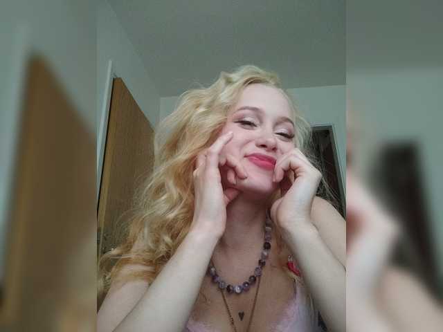 hellokitty23
