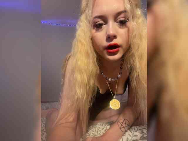 hellokitty23 Sex Cam Show