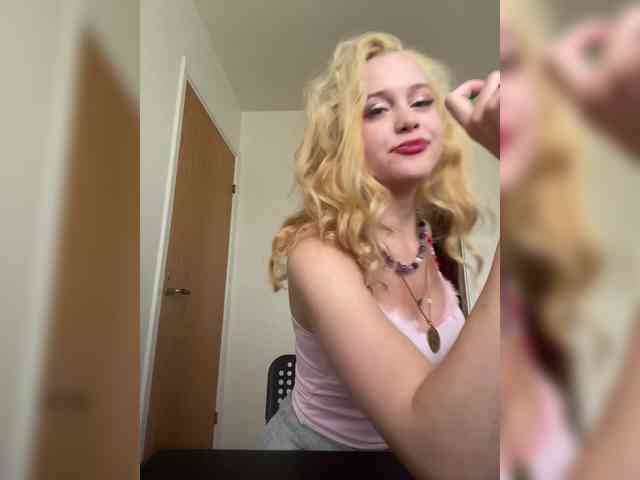hellokitty23 webcam