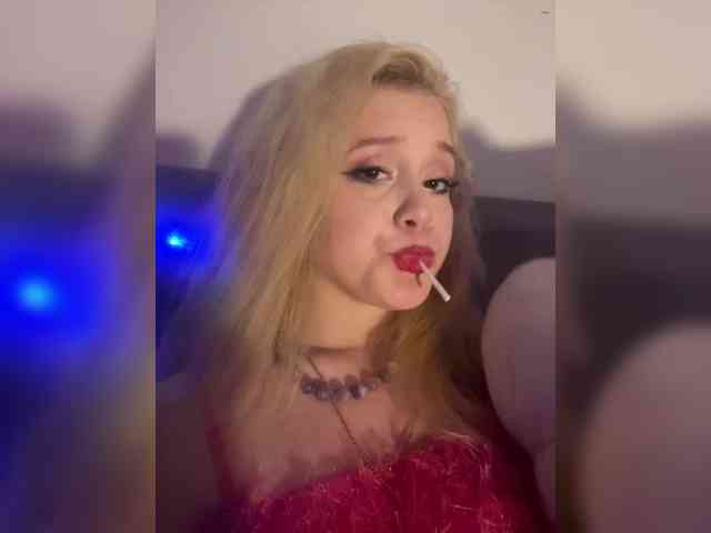 hellokitty23 webcam