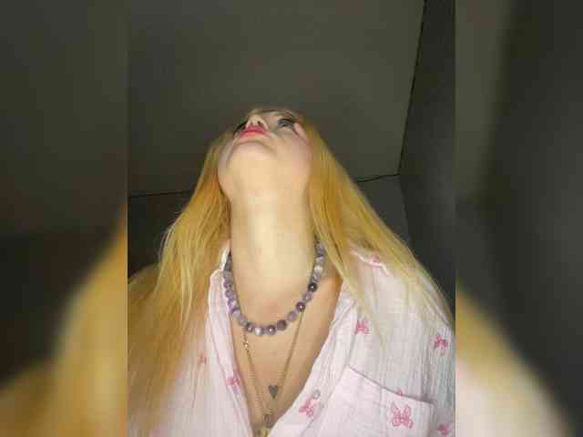 hellokitty23 Sex Cam Show
