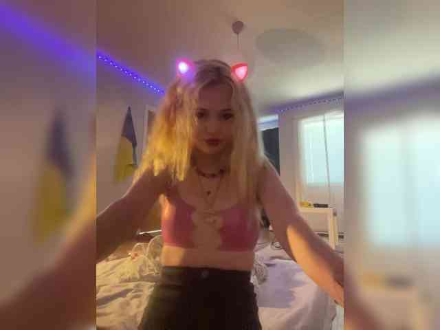 hellokitty23 Sex Cam Show
