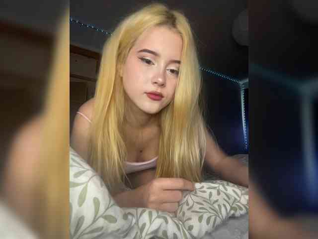 hellokitty23 webcam