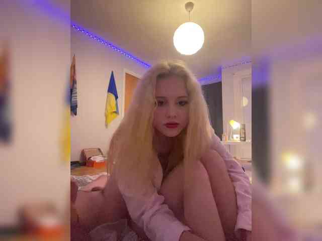 hellokitty23 Sex Cam Show