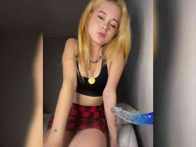 hellokitty23 webcam