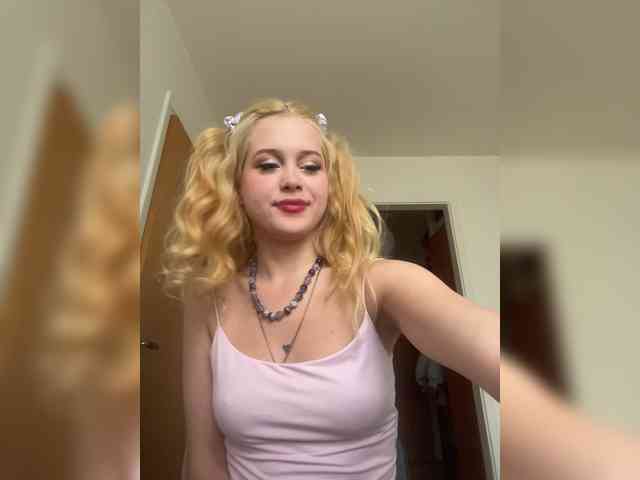 hellokitty23 webcam
