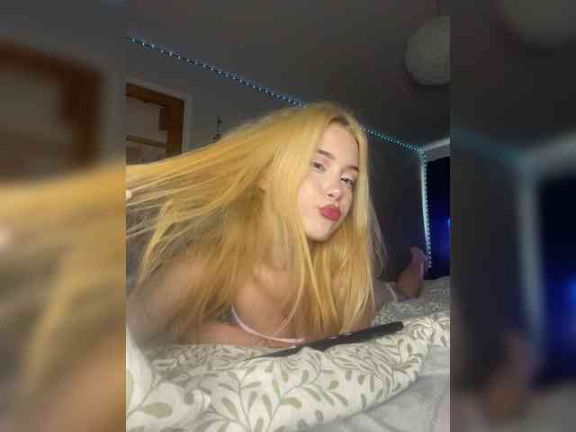 hellokitty23 webcam