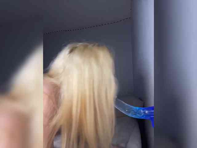 hellokitty23 webcam