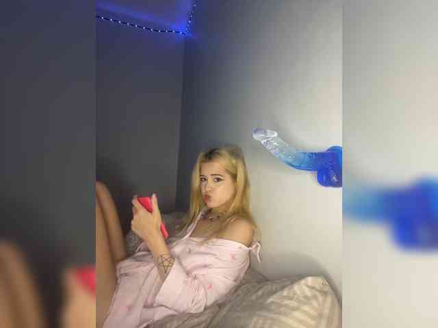 hellokitty23 webcam