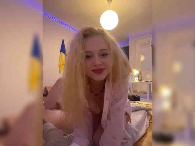 hellokitty23 Sex Cam Show