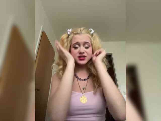 hellokitty23 webcam
