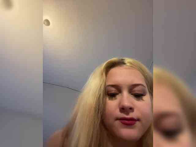 hellokitty23 webcam