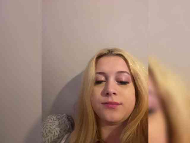 hellokitty23 Sex Cam Show