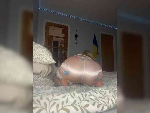 hellokitty23 webcam