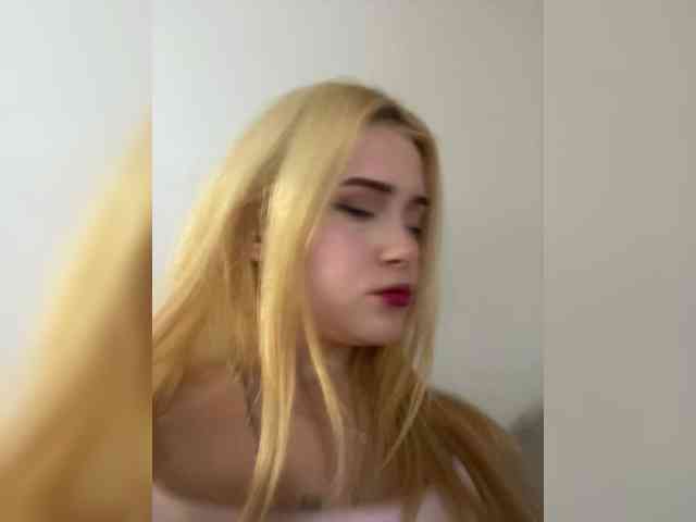 hellokitty23 webcam
