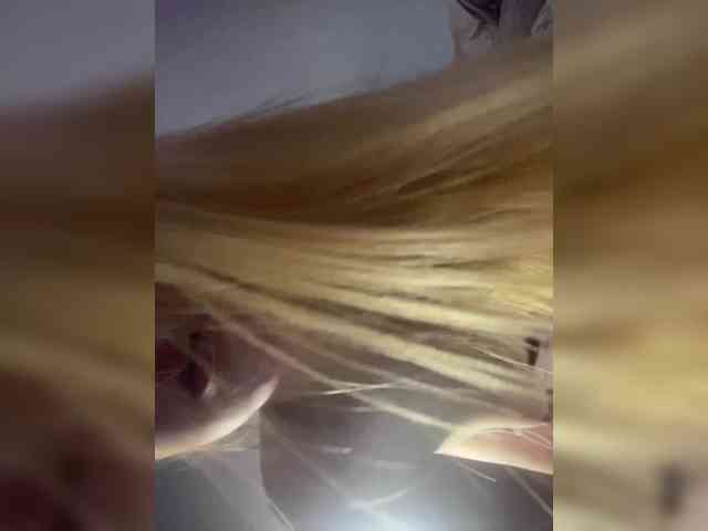 hellokitty23 webcam