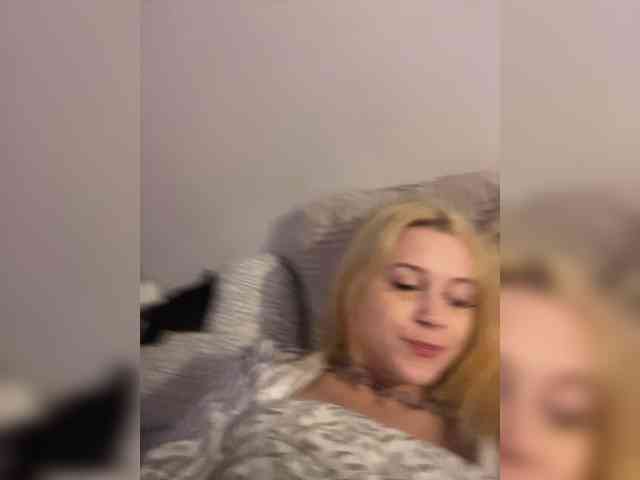 hellokitty23 Sex Cam Show