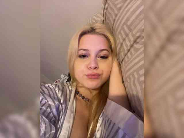 hellokitty23 Sex Cam Show