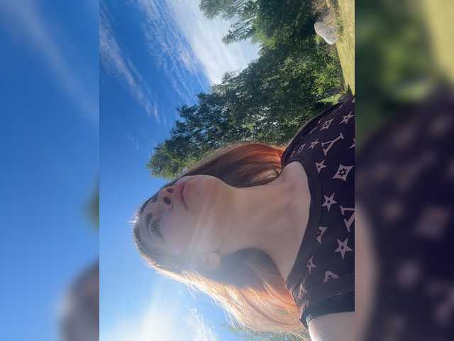 AlisaVStraneChudes2 live cam on BongaCams