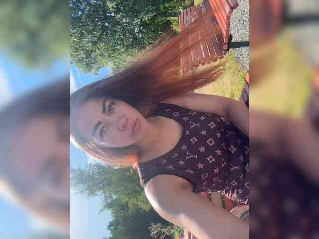 AlisaVStraneChudes2 webcam