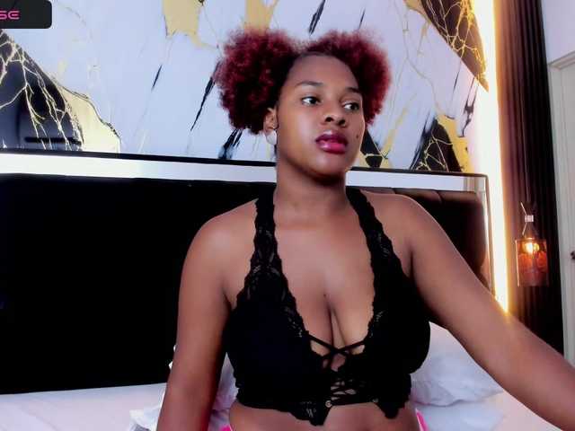 Scarlet-Estelle