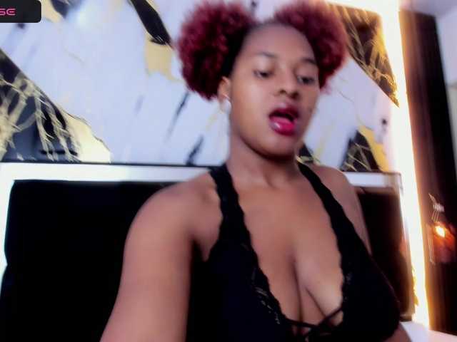 Scarlet-Estelle
