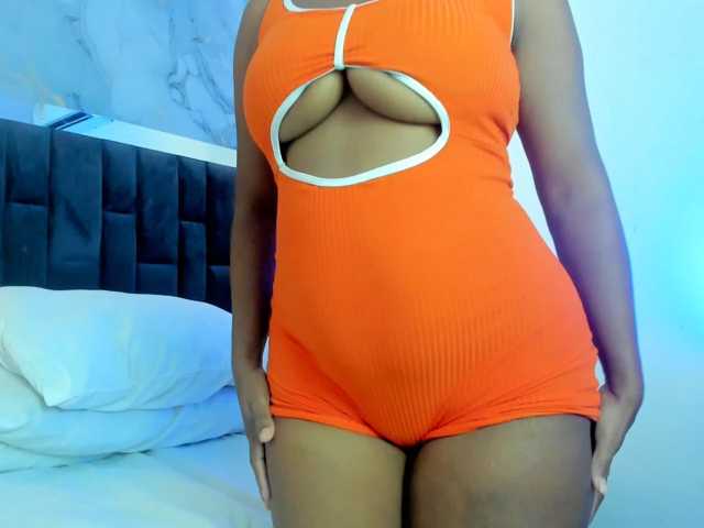 Scarlet-Estelle