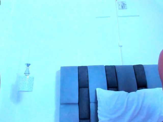Scarlet-Estelle live cam on BongaCams