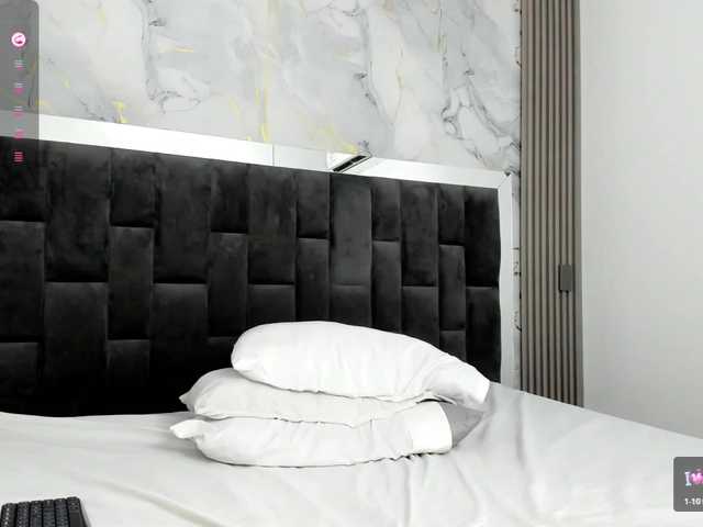 Scarlet-Estelle live cam on BongaCams