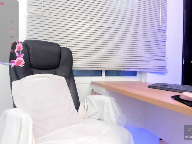 Scarlet-Estelle live cam on BongaCams