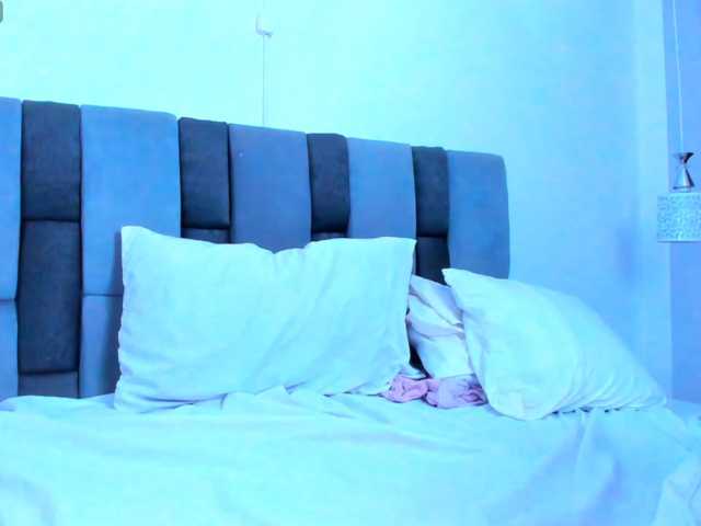 Scarlet-Estelle live cam preview
