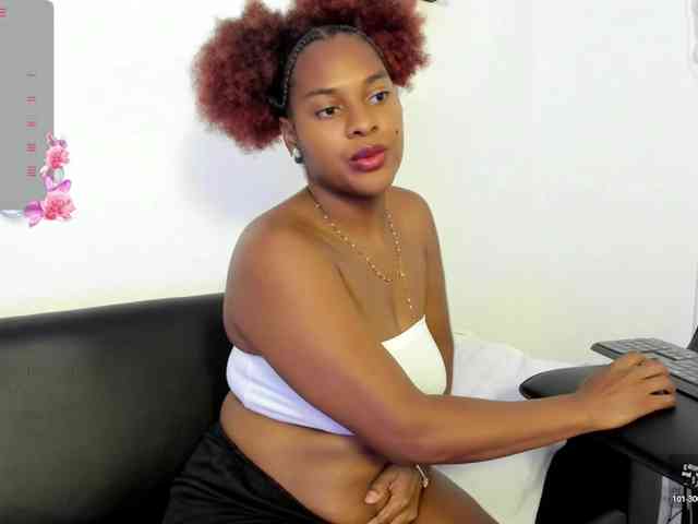 Scarlet-Estelle