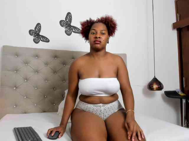 Scarlet-Estelle