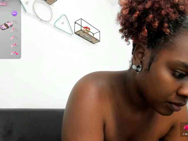 Scarlet-Estelle